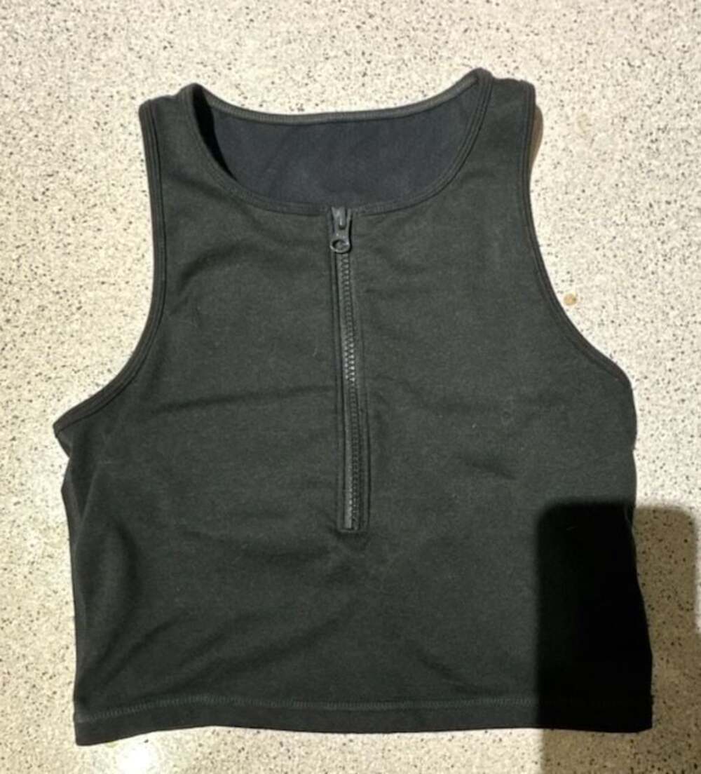 Vuori  Black Half-Zip Crop Tank Top Size Small